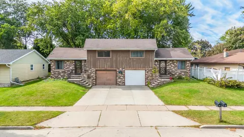 3121 N Mcdonald St, Appleton, WI 54911