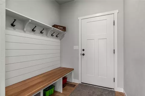 Entry Way - w5539 Schreiber Lane, Appleton, WI 54915 photo 7 of 7