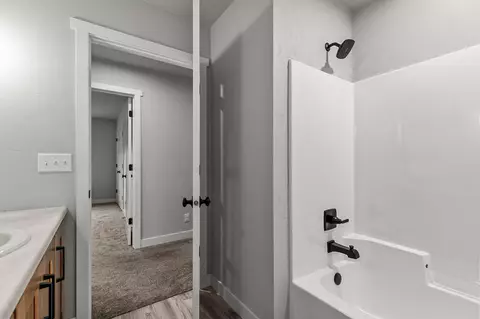 Entry Way - w5539 Schreiber Lane, Appleton, WI 54915 photo 6 of 7