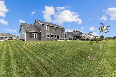 Exterior - w5539 Schreiber Lane, Appleton, WI 54915 photo 4 of 8