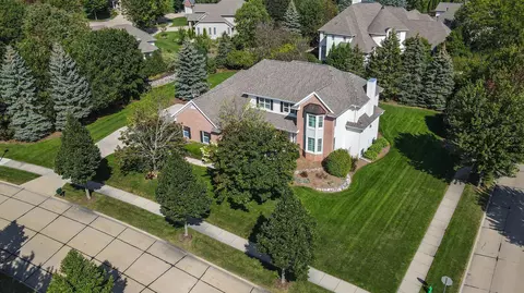 View/Area - 126 E Crossing Meadows Ln, Appleton, WI 54913 photo 2 of 6