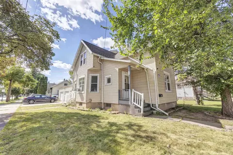 1282 Chicago St, Green Bay, WI 54301