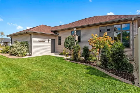 Exterior - w5927 Tranquil Way, Appleton, WI 54915 photo 14 of 15