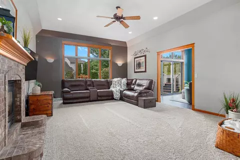 Living - w5927 Tranquil Way, Appleton, WI 54915 photo 2 of 4