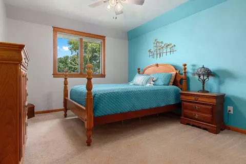 Bedroom - w5927 Tranquil Way, Appleton, WI 54915 photo 4 of 5