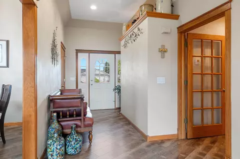 Entry Way - w5927 Tranquil Way, Appleton, WI 54915 photo 2 of 2