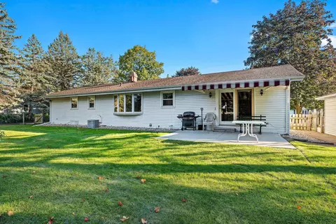 24 Pleasantview Ct, Appleton, WI 54914 photo 3