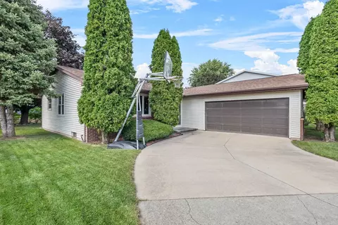 3513 N Windward Ln, Appleton, WI 54911 photo 2