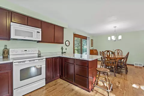 3513 N Windward Ln, Appleton, WI 54911 photo 16