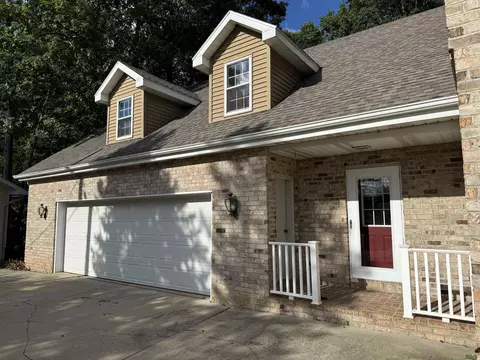 3626 E Lexington Dr, Appleton, WI 54915 photo 2