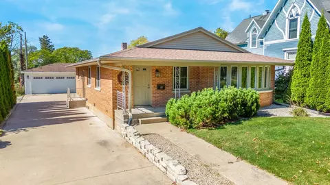 115 N State St, Berlin, WI 54923