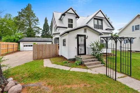 1025 Main St, Gresham, WI 54128 photo 5