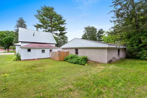 1025 Main St, Gresham, WI 54128 photo 39