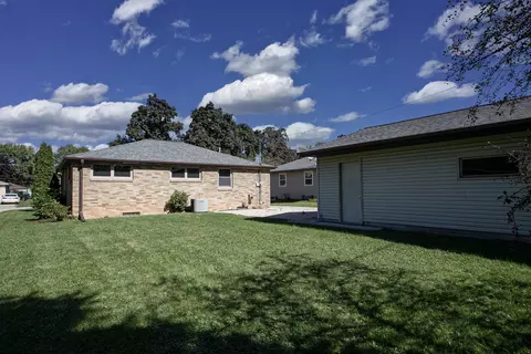 1025 E Marquette St, Appleton, WI 54911 photo 6
