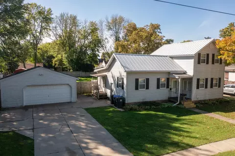 309 Hewitt St, Neenah, WI 54956