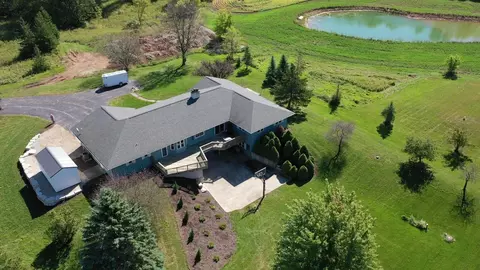 5672 North Ave, Denmark, WI 54208