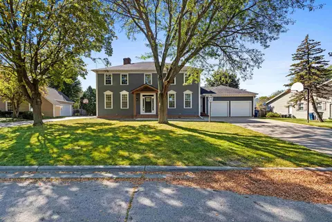812 Terraview Dr, Green Bay, WI 54301