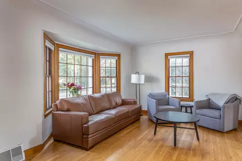 Living - 609 E Grant St, Appleton, WI 54911 photo 1 of 2