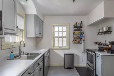Kitchen - 609 E Grant St, Appleton, WI 54911 photo 1 of 3