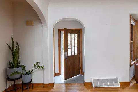 Entry Way - 609 E Grant St, Appleton, WI 54911 photo 1 of 1
