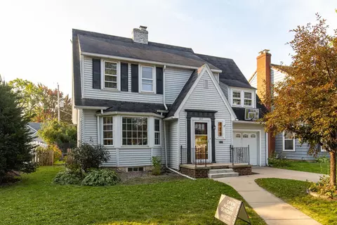 609 E Grant St, Appleton, WI 54911