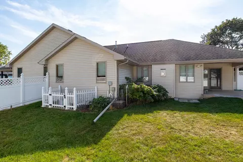 2326 W Prospect Ave, Appleton, WI 54914 photo 22