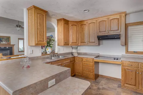 2326 W Prospect Ave, Appleton, WI 54914 photo 9