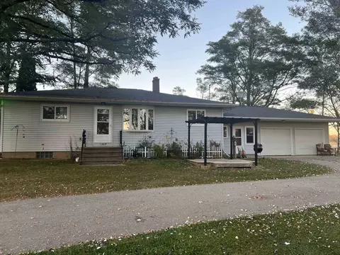N1808 Co Rd 577, Menominee, MI 49858