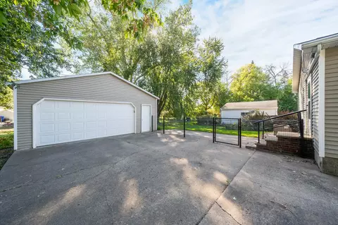 1703 W Summer St, Appleton, WI 54914 photo 3