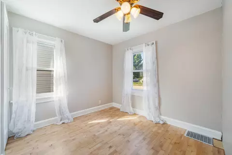 1703 W Summer St, Appleton, WI 54914 photo 12