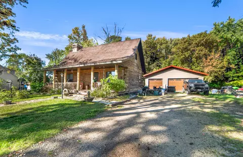 90 Elm St, Clintonville, WI 54929