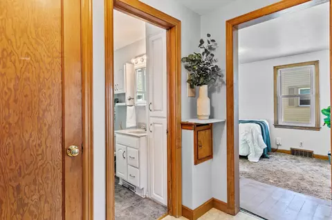 1042 W Grant St, Appleton, WI 54914 photo 11
