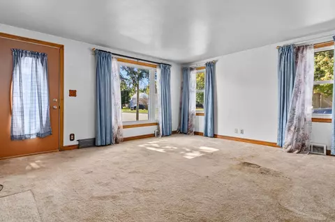 1042 W Grant St, Appleton, WI 54914 photo 4