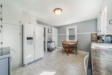 1029 W Bell Ave, Appleton, WI 54914 photo 6