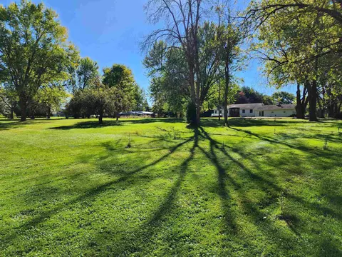 Exterior - 237 E Waushara St, Berlin, WI 54923 photo 11 of 18