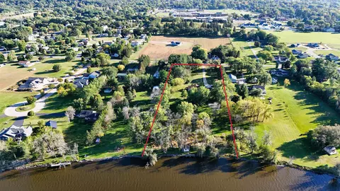 View/Area - 237 E Waushara St, Berlin, WI 54923 photo 11 of 17