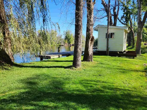 Exterior - 237 E Waushara St, Berlin, WI 54923 photo 15 of 18