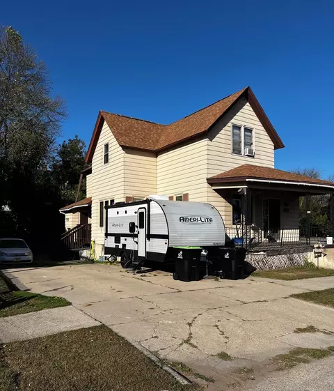 1000 18th Ave, Menominee, MI 49858 photo 3