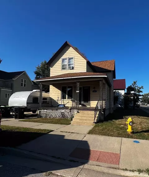 1000 18th Ave, Menominee, MI 49858 photo 2