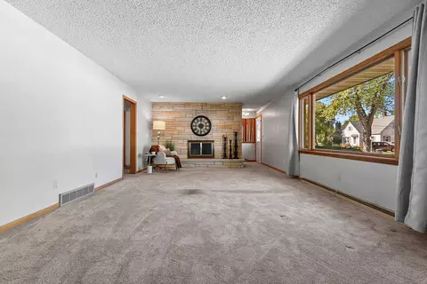 1115 W Franklin St, Appleton, WI 54914 photo 20