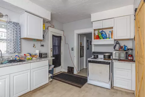617 W Franklin St, Appleton, WI 54911 photo 9