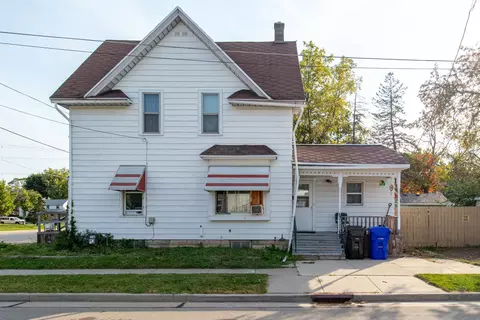 617 W Franklin St, Appleton, WI 54911 photo 2