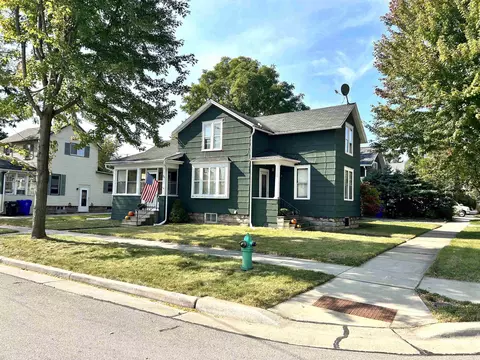 721 N Durkee St, Appleton, WI 54911 photo 2