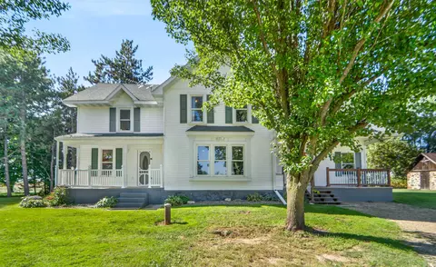 e8458 Bear Creek Road, Clintonville, WI 54929