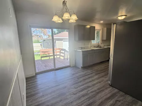 720 E Calumet St, Appleton, WI 54915 photo 4