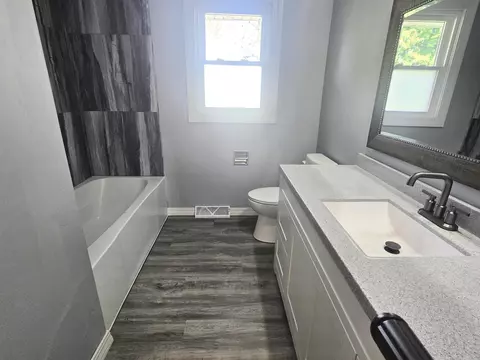 720 E Calumet St, Appleton, WI 54915 photo 10