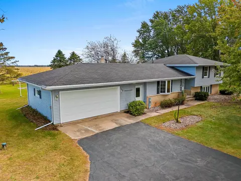 N7280 Ch Road, Seymour, WI 54165