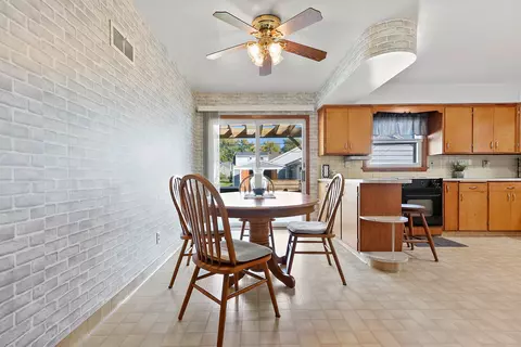 Dining - 1712 S Adams St, Appleton, WI 54915 photo 1 of 2