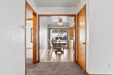 Entry Way - 1712 S Adams St, Appleton, WI 54915 photo 1 of 3