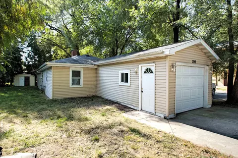 2110 Eastman Ave, Green Bay, WI 54302